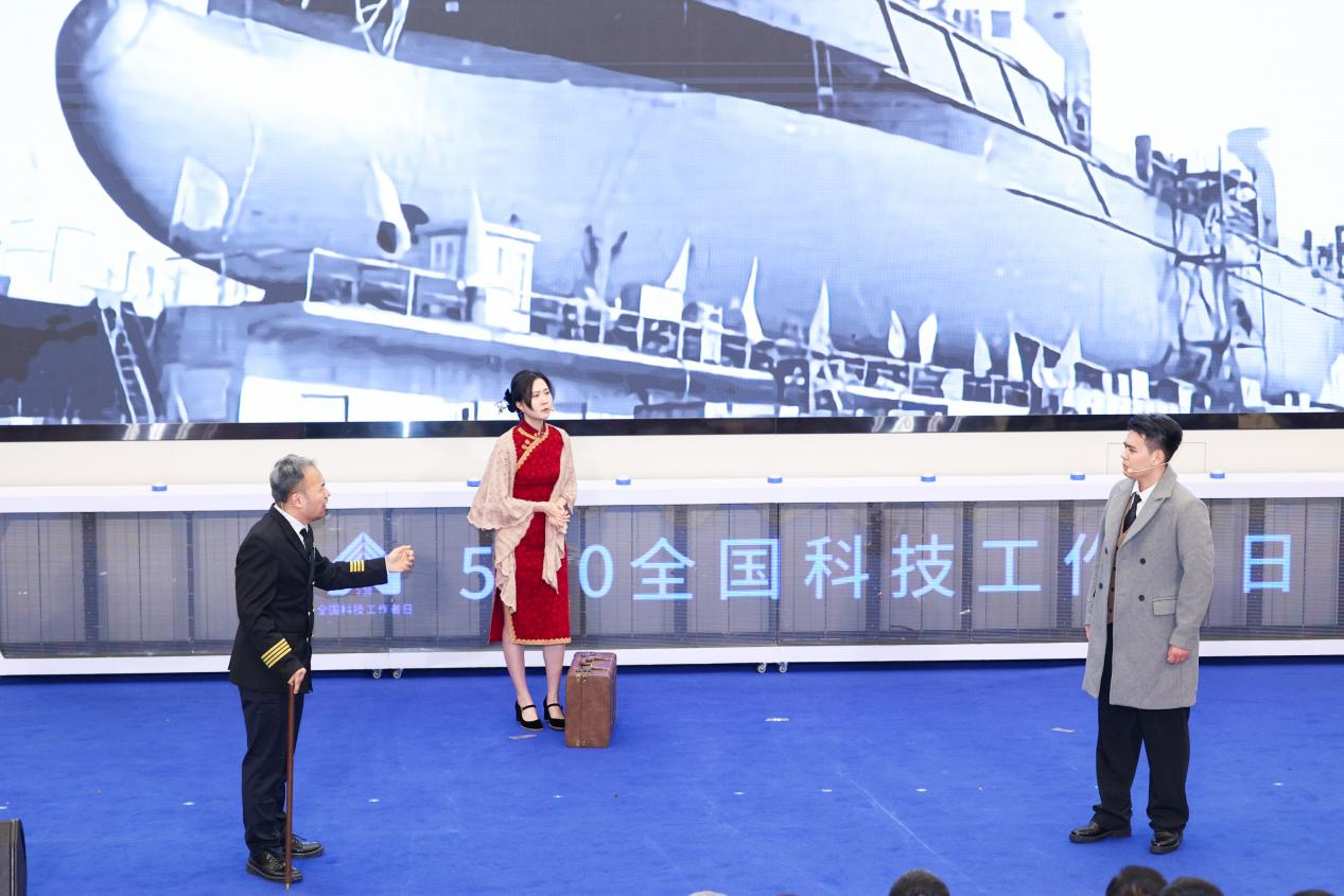 浙江省科技馆科学有观院士大师课圆满举办 ——与杨德仁院士一起观科学、品精神，循新启航，向质而行！